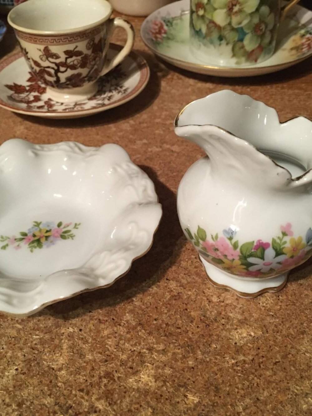 LOT OF 21 SAUCER & TEA CUP CREAMER & SUGAR BOWLS SALEM SWIRL LEFTON INDIAN TREE - Picture 4 of 16